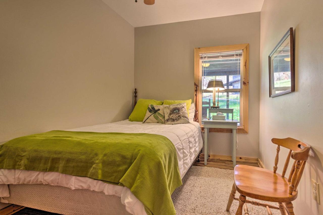 Pet-Friendly Blue Ridge, Cherokee Forest Retreat! Greeneville Exterior photo